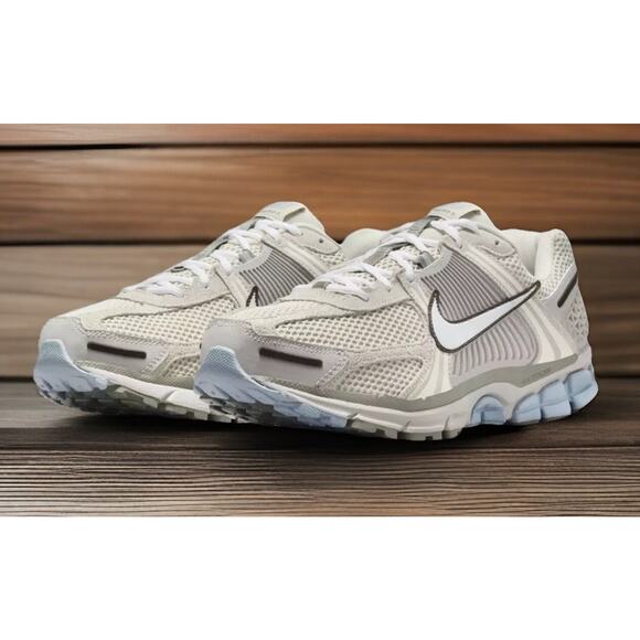 Nike Zoom Vomero Comfort Rare LifeStyle Shoes FZ3653 Mens Size 9.5 New In Box main image 5
